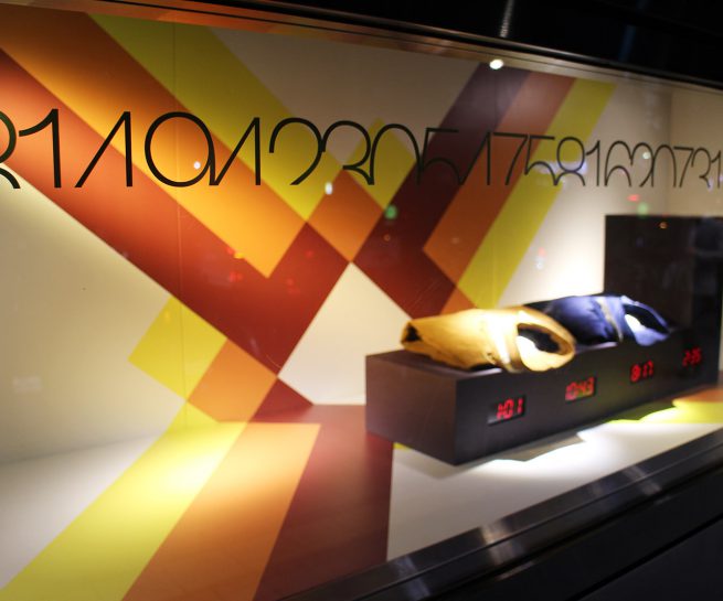 伊勢丹メンズ ウィンドウディスプレイ 「ライク・ア・レトロ」