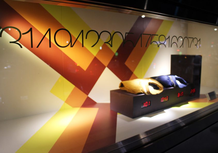 伊勢丹メンズ ウィンドウディスプレイ 「ライク・ア・レトロ」