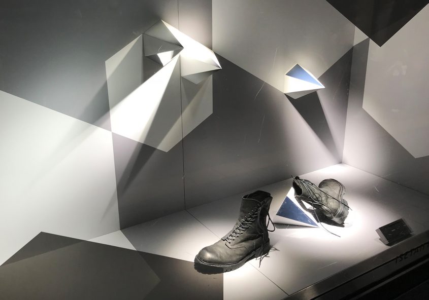 伊勢丹メンズ ウィンドウディスプレイ 「センス・オブ・デザイン」