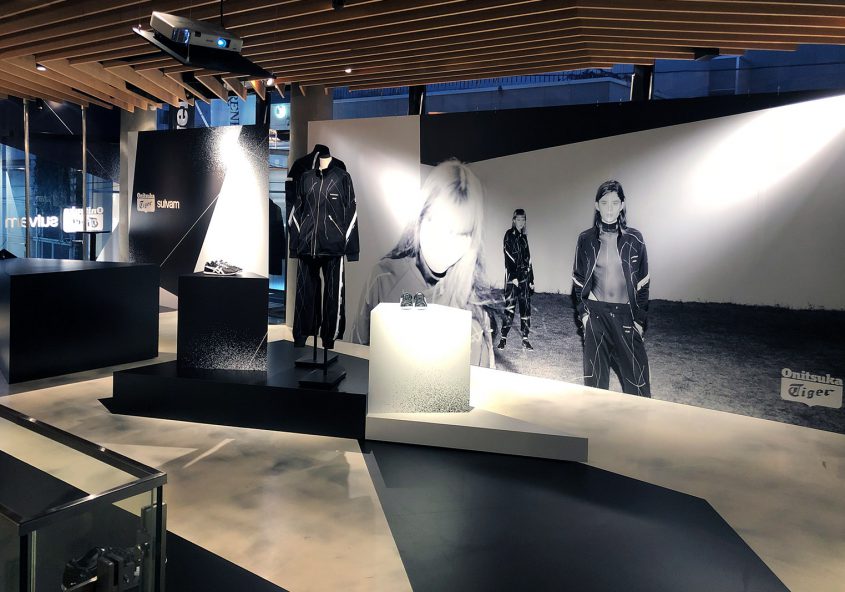 オニツカタイガー ディスプレイ「Onitsuka Tiger x CHRISTIAN DADA」