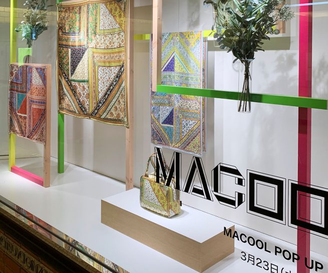 MACOOL ウィンドウディスプレイ