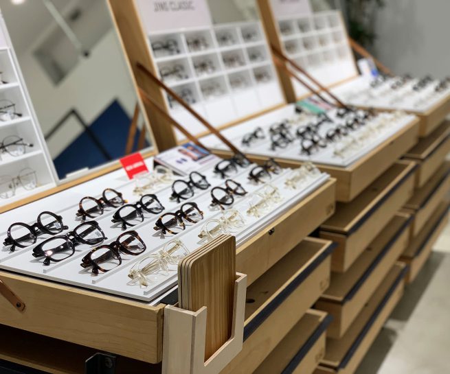 ジンズ VMD 「JINS CLASSIC」