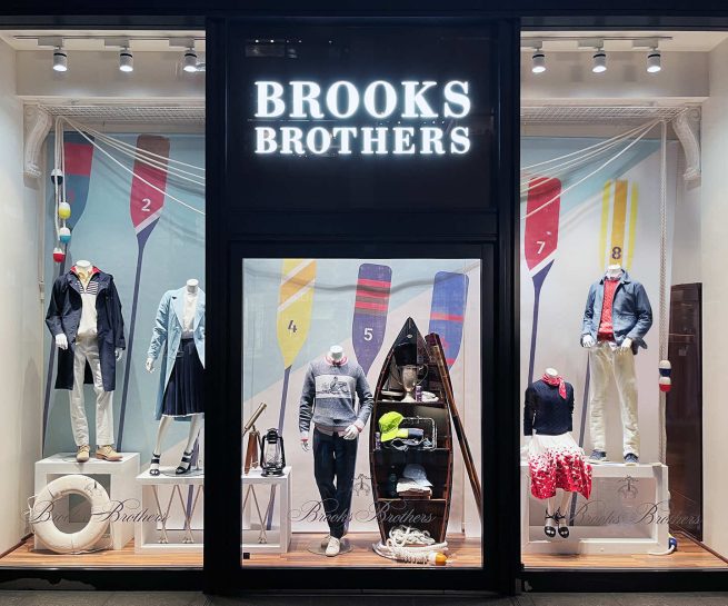 ブルックスブラザース ウィンドウディスプレイ「春」