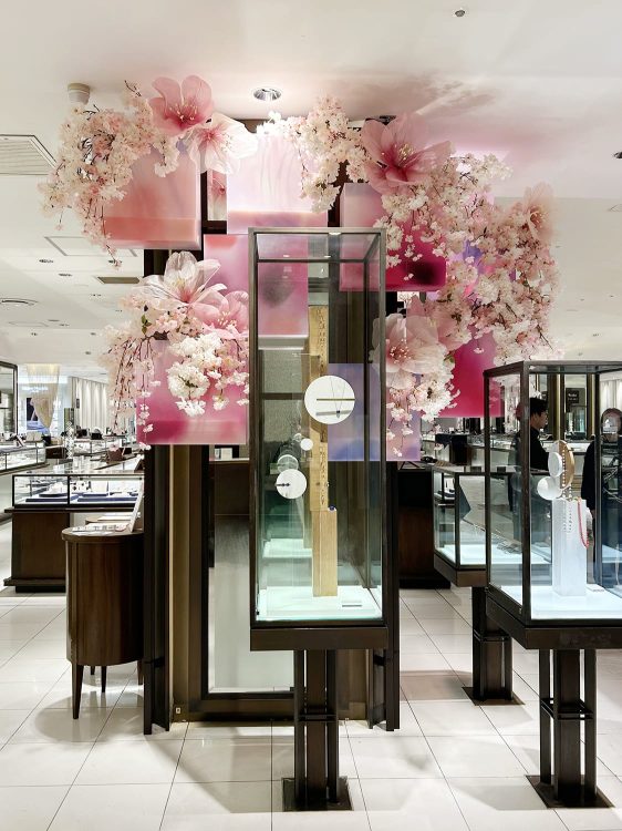 伊勢丹 ディスプレイ「2025花々祭」