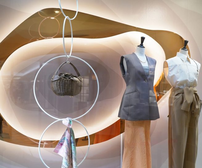 ルミネ ウィンドウディスプレイ 「BEYOND THE LUXURY」