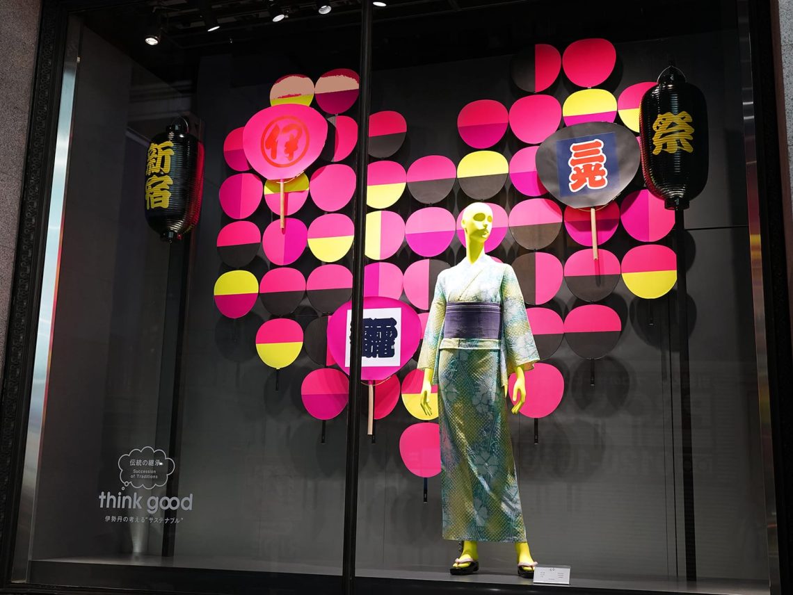 伊勢丹 ウィンドウディスプレイ「Shinjuku Matsuri 2025」